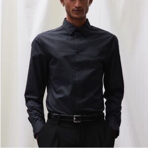 H&M black slim fit easy iron dress shirt​​​​​​​​​